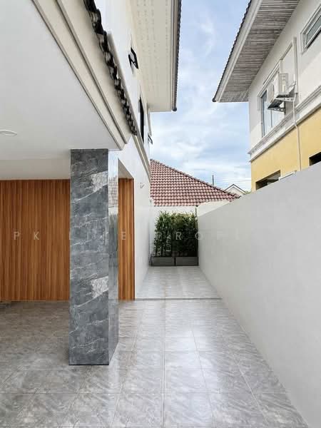 10S0117 This house for sale 7,990,000 baht 4 bedroom 4 bathroom at muang, Phuket, Ratsada, Muang Phuket, Phuket, 4 Bedrooms, 150 sqm, Single Detached House For Sale, by PK LIFE Property, 500464639 - DDproperty.com