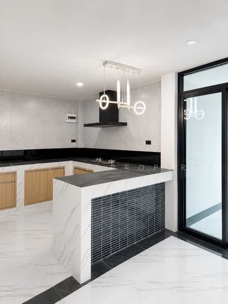 10S0117 This house for sale 7,990,000 baht 4 bedroom 4 bathroom at muang, Phuket, Ratsada, Muang Phuket, Phuket, 4 Bedrooms, 150 sqm, Single Detached House For Sale, by PK LIFE Property, 500464639 - DDproperty.com