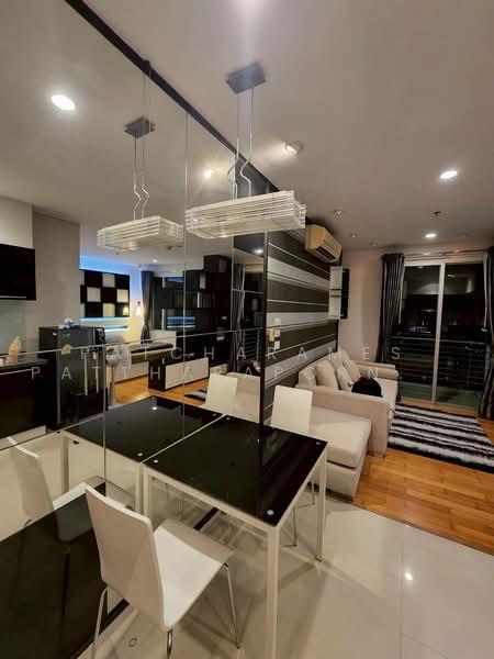 Villa Sathorn, Bangkok, 5 KrungThonBuri Road, Khlong Ton Sai, Khlong San, Bangkok, Studio, 44 sqm, Condo For Rent, by Patcharames Pattharapornviboon, 500464642 - DDproperty.com