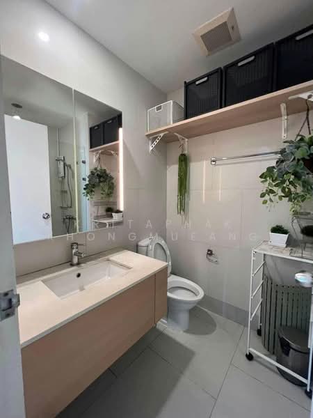 Villa Ratchatewi, Bangkok, 83 Phayathai Road, Thanon Phaya Thai, Ratchathewi, Bangkok, 2 Bedrooms, 40 sqm, Condo For Rent, by Kritaphak Khongmueang, 500464662 - DDproperty.com