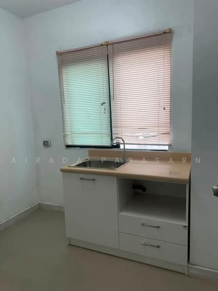 Modi Villa Ladkrabang-Suvarnabhumi, Chachoengsao, Luang Phaeng Road, Khlong Luang Phaeng, Muang Chachoengsao, Chachoengsao, 3 Bedrooms, 144 sqm, Townhouse For Rent, by Airada Parasarn, 500464665 - DDproperty.com