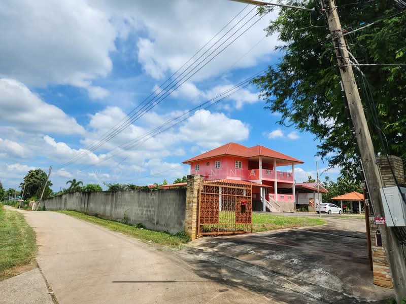 บ้านพร้อมที่ดิน-ต้นสัก 9-3-53 ไร่ กลางดง-ปากช่อง จ.นครราชสีมา, Nakhon Ratchasima, Klang Dong, Pak Chong, Nakhon Ratchasima, 5 Bedrooms, 400 sqm, Single Detached House For Sale, by Paiwong Onna-nam, 500464689 - DDproperty.com