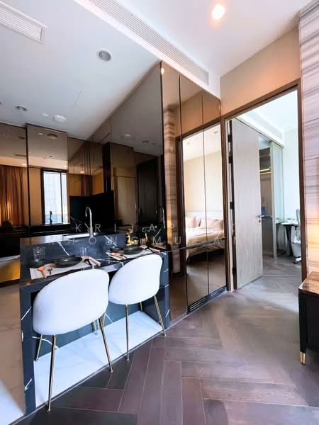 The Esse Sukhumvit 36, Bangkok, Soi Sukhumvit 36, Sukhumvit Road, Phra Kanong, Khlong Toei, Bangkok, 1 Bedroom, 38 sqm, Condo For Rent, by Kritaphak Khongmueang, 500464691 - DDproperty.com