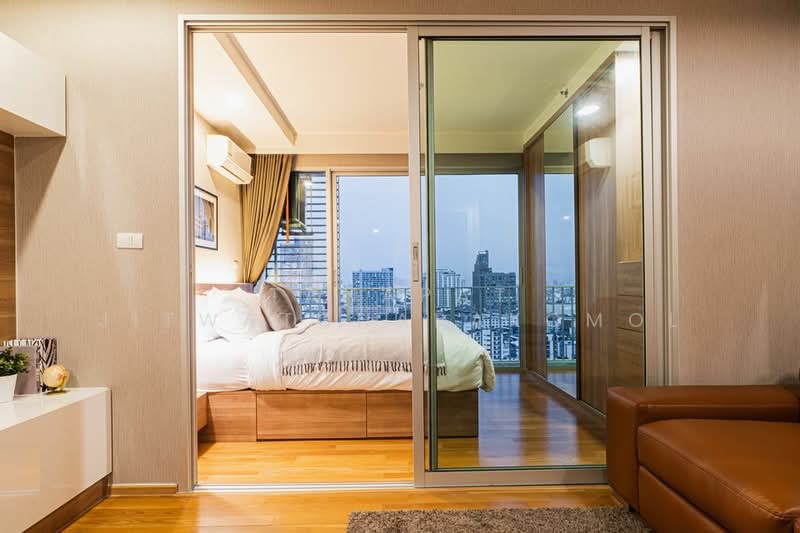 Abstracts Phahonyothin Park, Bangkok, 1076 Phahonyothin Road, Jom Phon, Chatuchak, Bangkok, 1 Bedroom, 38 sqm, Condo For Rent, by Tanapat Jitwatcharakomol, 500464739 - DDproperty.com