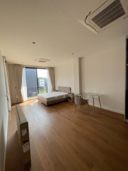 BuGaan Rama 9-Meng Jai, Bangkok, Soi Sahakanpramoon, Wang Thonglang, Bangkok, 4 Bedrooms, 445 sqm, Single Detached House For Rent, by Patcharames Pattharapornviboon, 500464742 - DDproperty.com
