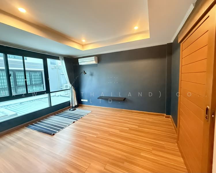 Supalai Essence Ladprao, Bangkok, Soi Ladprao 107, Khlong Chan, Bang Kapi, Bangkok, 4 Bedrooms, 181 sqm, Single Detached House For Sale, by Fazwaz (Thailand) Co., Ltd., 500464745 - DDproperty.com