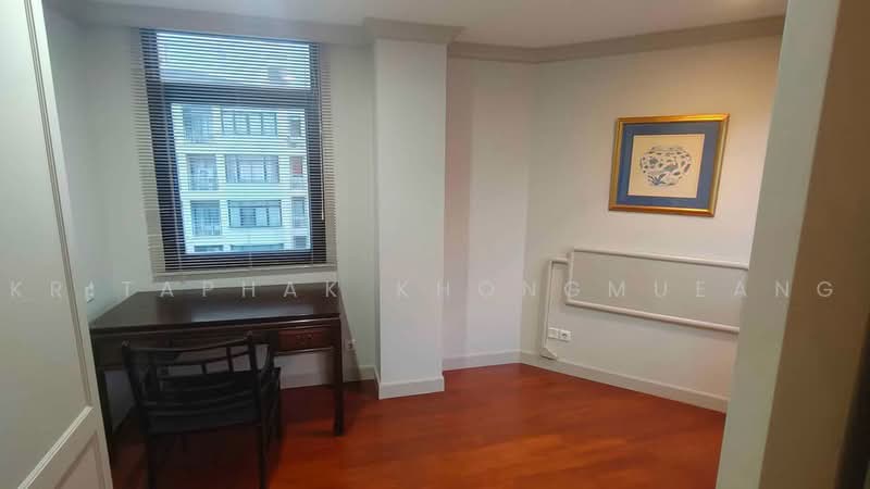 Green Point Silom, Bangkok, 29 Soi Anumanratthanon, Suriyawong, Bang Rak, Bangkok, 2 Bedrooms, 61 sqm, Condo For Rent, by Kritaphak Khongmueang, 500464776 - DDproperty.com