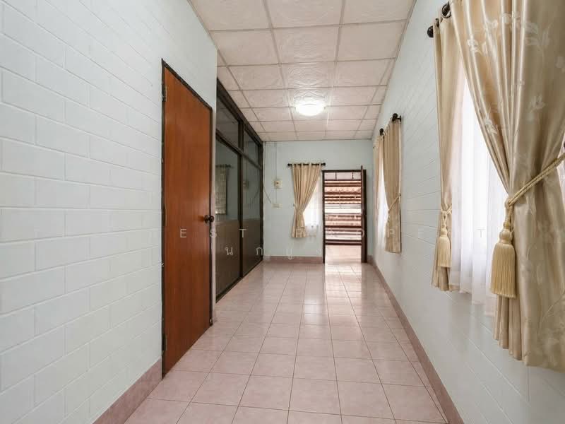 ทาวน์เฮ้าส์ท่าเสา อุตรดิตถ์, Uttaradit, Tha Sao, Muang Uttaradit, Uttaradit, 2 Bedrooms, 150 sqm, Townhouse For Sale, by The Best Property นกยูง, 500464792 - DDproperty.com