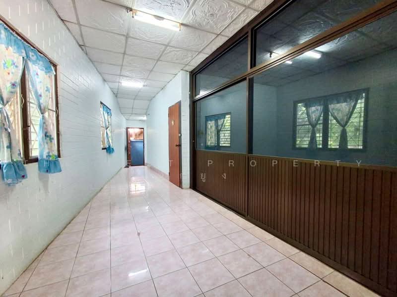 ทาวน์เฮ้าส์ท่าเสา อุตรดิตถ์, Uttaradit, Tha Sao, Muang Uttaradit, Uttaradit, 2 Bedrooms, 150 sqm, Townhouse For Sale, by The Best Property นกยูง, 500464792 - DDproperty.com
