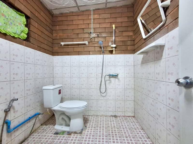 ทาวน์เฮ้าส์ท่าเสา อุตรดิตถ์, Uttaradit, Tha Sao, Muang Uttaradit, Uttaradit, 2 Bedrooms, 150 sqm, Townhouse For Sale, by The Best Property นกยูง, 500464792 - DDproperty.com