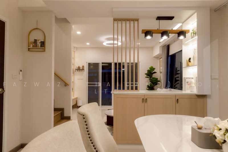Spacious 3BR WeState Townhouse for Sale Near Don Mueang Airport Bangkok, Bangkok, Don Mueang, Bangkok, 3 Bedrooms, 170 sqm, Townhouse For Sale, by Fazwaz (Thailand) Co., Ltd., 500464803 - DDproperty.com