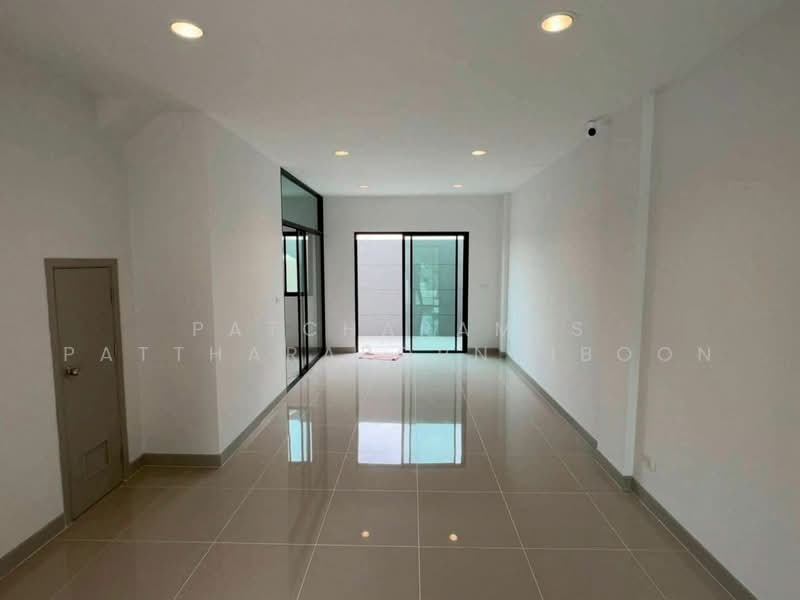 undefined, Bangkok, Tha Rang, Bang Khen, Bangkok, 4 Bedrooms, 170 sqm, Townhouse For Rent, by Patcharames Pattharapornviboon, 500464834 - DDproperty.com
