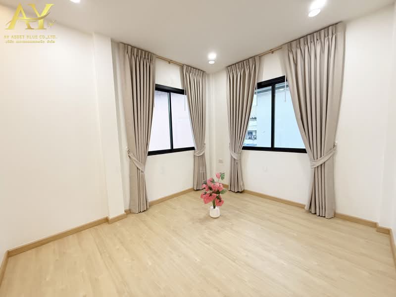 Chonlada Saimai, Bangkok, Sai Mai, Bangkok, 4 Bedrooms, 220 sqm, Single Detached House For Sale, by ณัฎฐ์ ยศขุน, 500464845 - DDproperty.com