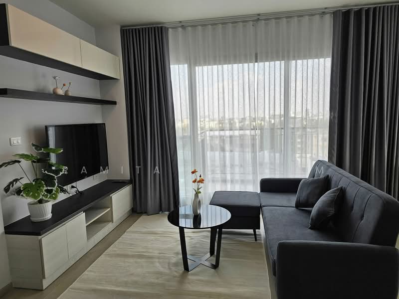 Life Ratchadapisek, Bangkok, 279 Ratchadapisaek Road, Huai Khwang, Bangkok, 2 Bedrooms, 65 sqm, Condo For Rent, by Ramita Theptham, 500464861 - DDproperty.com
