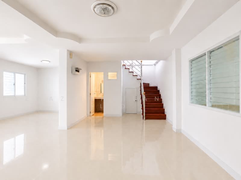 Spacious 3BR Ekkawin House for Sale Near Kanchanaphisek Ring Road, Bangkok, Bang Chun, Khlong Sam Wa, Bangkok, 3 Bedrooms, 244 sqm, Single Detached House For Sale, by Fazwaz (Thailand) Co., Ltd., 500464867 - DDproperty.com