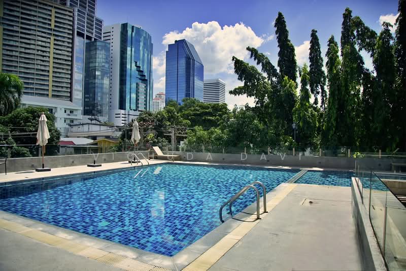 Lakeview Residences, Bangkok, Soi Sukhumvit 12, Khlong Toei, Bangkok, 4 Bedrooms, 380 sqm, Condo For Rent, by Vichuda Davi, 500464891 - DDproperty.com