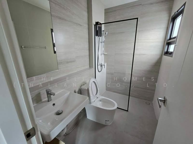 Baan Ninya Krungthepkreetha-Motorway, Bangkok, Khlong Song Ton Nun, Lat Krabang, Bangkok, 4 Bedrooms, 275 sqm, Single Detached House For Rent, by The Elite Homes (Thailand) Co., Ltd., 500464933 - DDproperty.com
