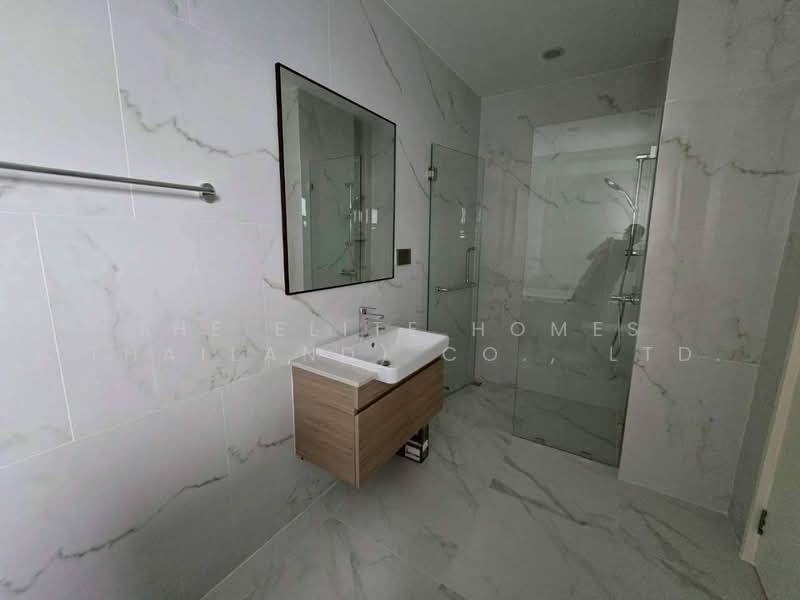 Baan Ninya Krungthepkreetha-Motorway, Bangkok, Khlong Song Ton Nun, Lat Krabang, Bangkok, 4 Bedrooms, 275 sqm, Single Detached House For Rent, by The Elite Homes (Thailand) Co., Ltd., 500464933 - DDproperty.com