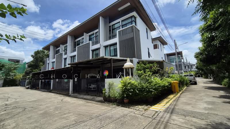 Cozy @ Satreewittaya 2 Soi 10, Bangkok, Satreewitthaya 2 Soi 10, Lat Phrao, Bangkok, 3 Bedrooms, 150 sqm, Townhouse For Sale, by Pitchocha Kiatsinpon, 500464954 - DDproperty.com