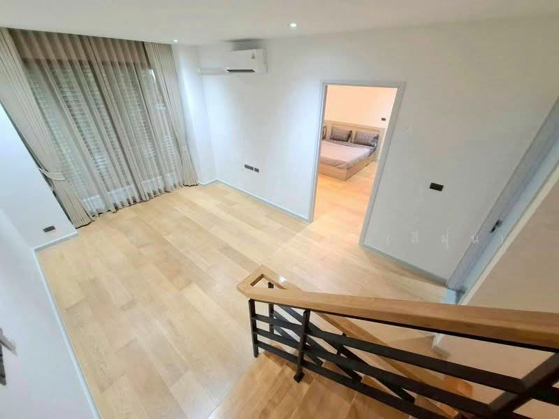 Feel Town Lat Phrao 101, Bangkok, ลาดพร้าว, Khlong Chaokhun Sing, Wang Thonglang, Bangkok, 3 Bedrooms, 270 sqm, Single Detached House For Rent, by สรภพ ยอดไชย (สีฝุ่น), 500464971 - DDproperty.com