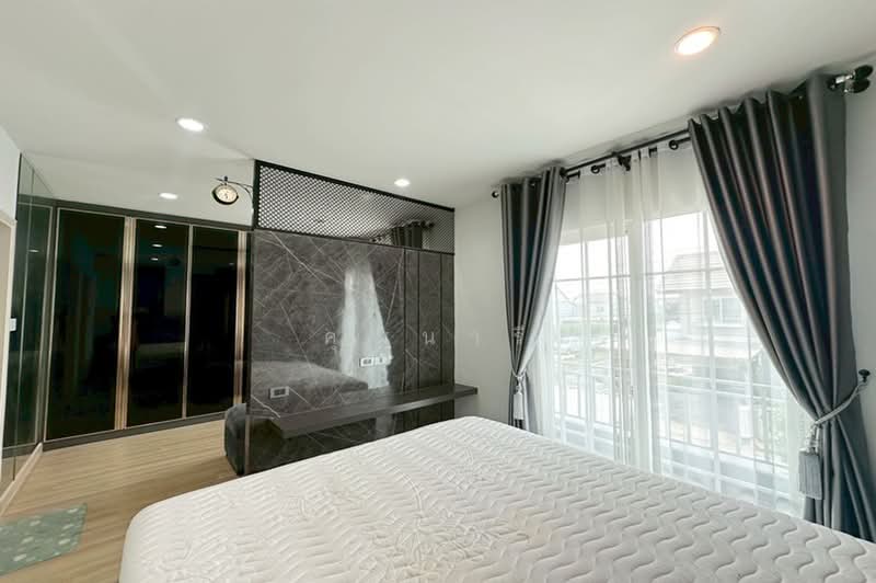 The Village Kanjanapisek-Ratchapruek, Nonthaburi, Bang Kruai Road - Bangkok, Sai Noi, Sai Noi, Nonthaburi, 4 Bedrooms, 161 sqm, Townhouse For Sale, by คุณนารี, 500464985 - DDproperty.com
