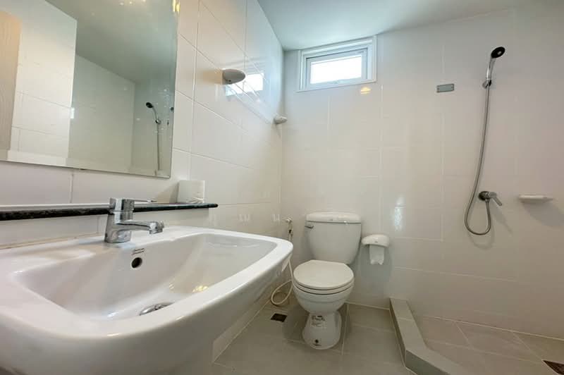 The Village Kanjanapisek-Ratchapruek, Nonthaburi, Bang Kruai Road - Bangkok, Sai Noi, Sai Noi, Nonthaburi, 4 Bedrooms, 161 sqm, Townhouse For Sale, by คุณนารี, 500464985 - DDproperty.com