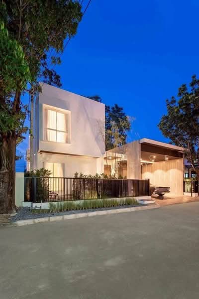 Modern Pool Villa Chiangmai, Chiang Mai, Mae Hia, Muang Chiang Mai, Chiang Mai, 4 Bedrooms, 400 sqm, Villa For Rent, by Best Choice Property, 500464990 - DDproperty.com