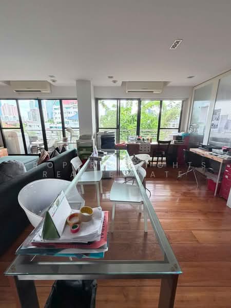 Supreme Ville Condominium, Bangkok, Yenakat, Thung Maha Mek, Sathon, Bangkok, 2 Bedrooms, 150 sqm, Condo For Rent, by PROPERTYSIGHTS REAL ESTATE, 500464992 - DDproperty.com