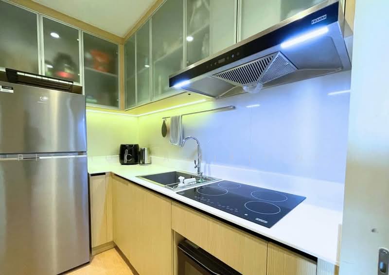 Maru Ekkamai 2, Bangkok, 70-5 Sukhumvit 63 Road, Phra Kanong Nua, Watthana, Bangkok, 2 Bedrooms, 60 sqm, Condo For Sale, by Pitchocha Kiatsinpon, 500465005 - DDproperty.com
