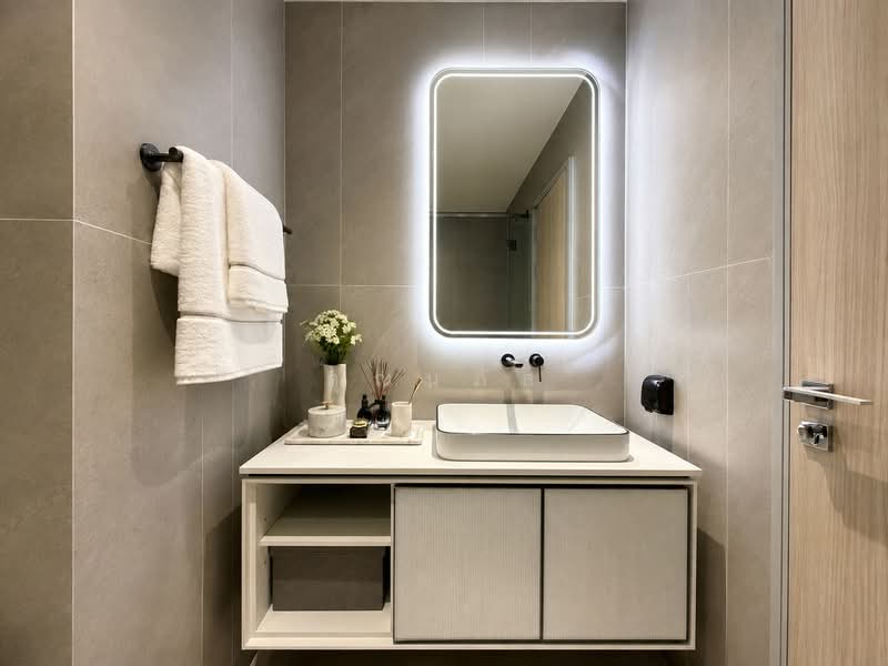 Wanvayla Na Chaophraya, Bangkok, 881 Samsen Rd, Tanon Nakorn Chaisri, Dusit, Bangkok, 1 Bedroom, 47 sqm, Condo For Sale, by คุณนภัส, 500465021 - DDproperty.com