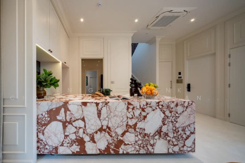 Narasiri Victoire Krungthep Kreetha, Bangkok, Hua Mak, Bang Kapi, Bangkok, 4 Bedrooms, 453 sqm, Single Detached House For Sale, by Knight Frank Chartered (Thailand) Co.,Ltd, 500465023 - DDproperty.com