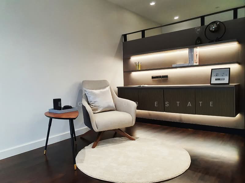Sathorn Park Place, Bangkok, 27 Sathorn, Thung Maha Mek, Sathon, Bangkok, 3 Bedrooms, 341 sqm, Condo For Rent, by Foreign Hub Estate, 500465037 - DDproperty.com