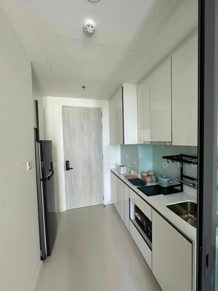 Mazarine Ratchayothin, Bangkok, Soi Phahonyothin 30, Phahonyothin Road, Chan Kasem, Chatuchak, Bangkok, 1 Bedroom, 33 sqm, Condo For Rent, by Achaya Nithipanyawong, 500465051 - DDproperty.com