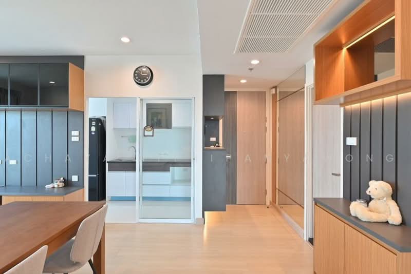 Supalai Lite Ratchada-Naradhiwas, Bangkok, Ratchadaphisek Road, Chong Nonsi, Yan Nawa, Bangkok, 2 Bedrooms, 82 sqm, Condo For Sale, by Achaya Nithipanyawong, 500465069 - DDproperty.com