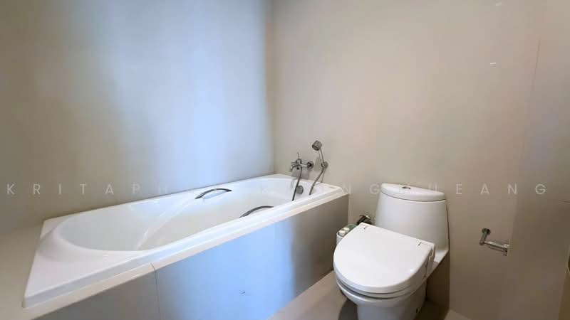 39 by Sansiri, Bangkok, 11 Sukhumvit Road, Khlong Tan Nua, Watthana, Bangkok, 1 Bedroom, 55 sqm, Condo For Rent, by Kritaphak Khongmueang, 500465072 - DDproperty.com