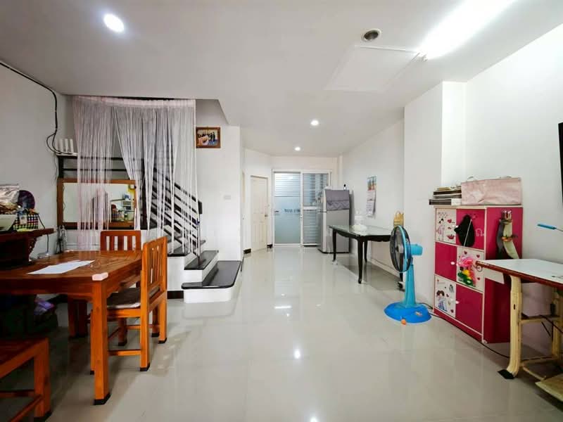บ้านธรรมชาติ เพชรเกษม 114 (Baan Thammachad Phetkasem 114), Bangkok, ถนนเพชรเกษม, Nong Kang Plu, Nong Khaem, Bangkok, 3 Bedrooms, 150 sqm, Townhouse For Sale, by คุณ สุภาพร มณีวรรณ (ใหม่), 500465077 - DDproperty.com