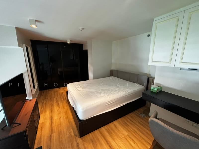 The Lofts Silom, Bangkok, Pramuan Road, Silom, Bang Rak, Bangkok, 1 Bedroom, 48 sqm, Condo For Sale, by Pitchocha Kiatsinpon, 500465086 - DDproperty.com