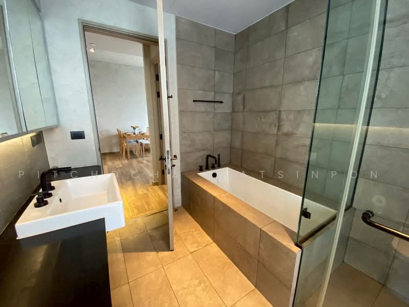 The Lofts Asoke, Bangkok, Sukhumvit 21 Road, Khlongtoei Nua, Watthana, Bangkok, 2 Bedrooms, 75 sqm, Condo For Sale, by Pitchocha Kiatsinpon, 500465094 - DDproperty.com