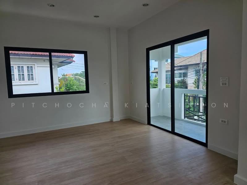 บ้าน 3-ห้องนอน, กรุงเทพ, คลองขวาง, ภาษีเจริญ, กรุงเทพ, 160 ตร.ม., บ้านเดี่ยว ขาย, โดย Pitchocha Kiatsinpon, 500465106 - DDproperty.com