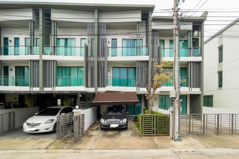 Cherkoon Sathorn-Ratchapruek, Bangkok, Suan Pak Road, Taling Chan, Bangkok, 3 Bedrooms, 168 sqm, Townhouse For Rent, by Pitchocha Kiatsinpon, 500465124 - DDproperty.com