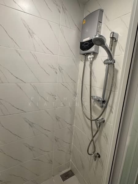 Atmoz Ratchada-Huaikwang, Bangkok, Saha Kan Pramun Alley, Wang Thonglang, Bangkok, 1 Bedroom, 32 sqm, Condo For Sale, by Pitchocha Kiatsinpon, 500465137 - DDproperty.com