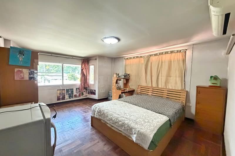 หมู่บ้านสวนพงษ์เพชร, Nonthaburi, ถนนแจ้งวัฒนะ, Ban Mai, Pak Kret, Nonthaburi, 4 Bedrooms, 350 sqm, Single Detached House For Sale, by คุณเมย์, 500465146 - DDproperty.com