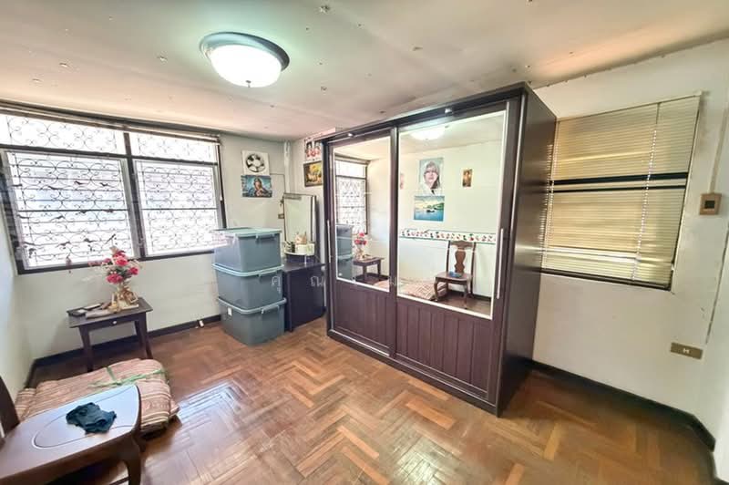 หมู่บ้านสวนพงษ์เพชร, Nonthaburi, ถนนแจ้งวัฒนะ, Ban Mai, Pak Kret, Nonthaburi, 4 Bedrooms, 350 sqm, Single Detached House For Sale, by คุณเมย์, 500465146 - DDproperty.com