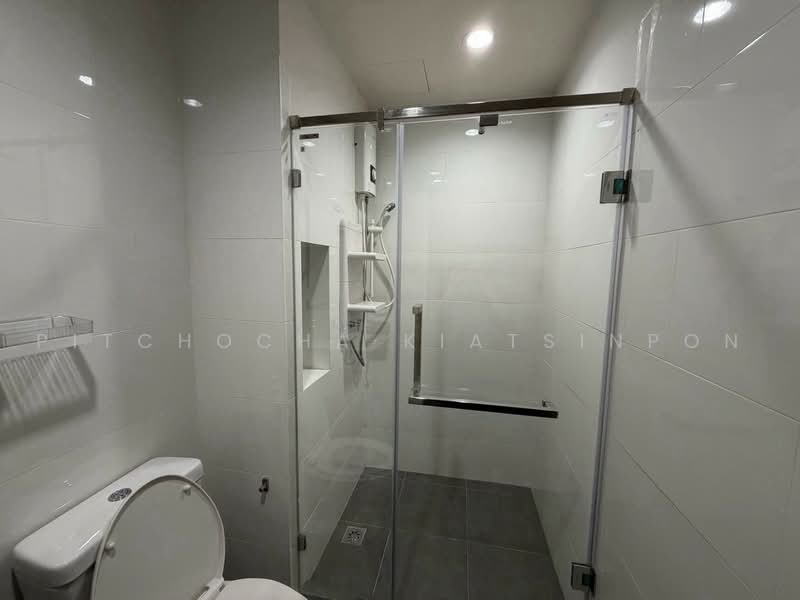 The Base Park West Sukhumvit 77, Bangkok, 11 Soi Sukhumvit 77 Sukhumvit Road, Phra Kanong Nua, Watthana, Bangkok, 1 Bedroom, 30 sqm, Condo For Rent, by Pitchocha Kiatsinpon, 500465147 - DDproperty.com