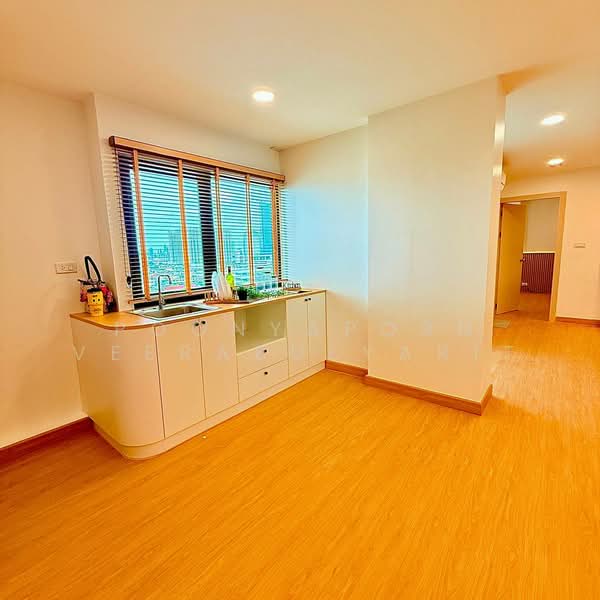 Thippharoek Condominium : ทิพย์ฤกษ์ คอนโดมิเนียม, กรุงเทพ, 978 ซอย บรมราชชนนี 12, บางบำหรุ, บางพลัด, กรุงเทพ, 104 ตร.ม., คอนโด ขาย, โดย Poonyaporn Veerabulyarit, 500465149 - DDproperty.com