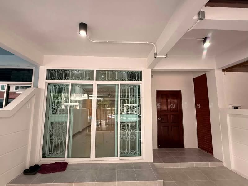 Townhouse Sutthisan – Inthamara, Bangkok, ถนนสุทธิสารวินิจฉัย, Samsen Nai, Phaya Thai, Bangkok, 4 Bedrooms, 190 sqm, Townhouse For Rent, by ปรินทร์ญาดา ชิณโชติ, 500465161 - DDproperty.com