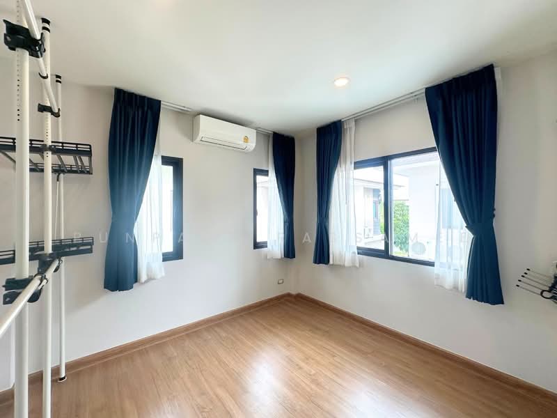 Centro Bangna Km.7, Samut Prakan, Buanakarin Road, Bang Kaeo, Bang Plee, Samut Prakan, 4 Bedrooms, 195 sqm, Single Detached House For Sale, by Punpapa Rassamee, 500465220 - DDproperty.com