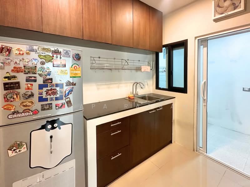 Centro Bangna Km.7, Samut Prakan, Buanakarin Road, Bang Kaeo, Bang Plee, Samut Prakan, 4 Bedrooms, 195 sqm, Single Detached House For Sale, by Punpapa Rassamee, 500465220 - DDproperty.com