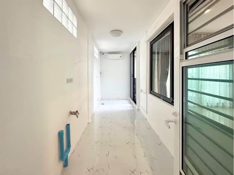 Centro Bangna Km.7, Samut Prakan, Buanakarin Road, Bang Kaeo, Bang Plee, Samut Prakan, 4 Bedrooms, 195 sqm, Single Detached House For Sale, by Punpapa Rassamee, 500465220 - DDproperty.com