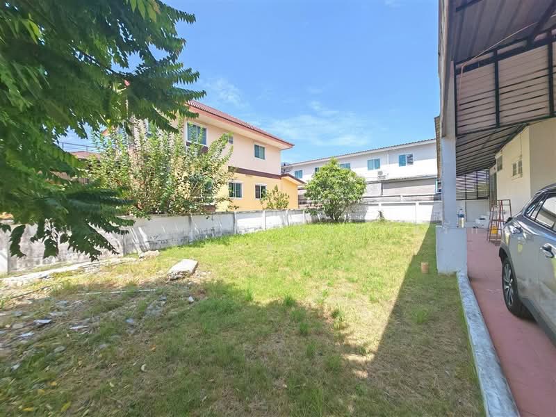 บ้านกลางสวน (Baan Klang Suan), Nakhon Pathom, ถนนทางหลวง3004, Salaya, Phuttha Mon Thon, Nakhon Pathom, 3 Bedrooms, 350 sqm, Single Detached House For Sale, by คุณ กันตภณ จักกาวิรักษ์ (บอย), 500465255 - DDproperty.com